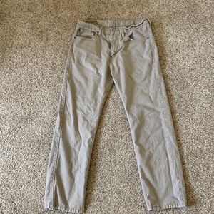 505 Men Levi’s Beige Jeans - Size 32*30 GREAT Condition